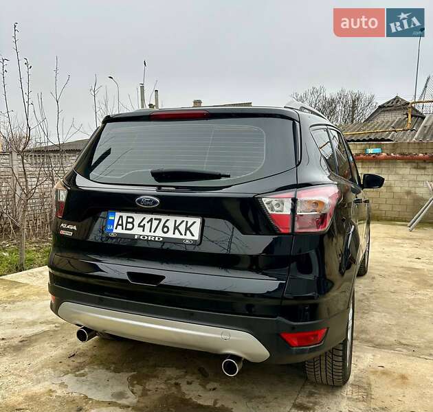 Внедорожник / Кроссовер Ford Kuga 2018 в Томашполе