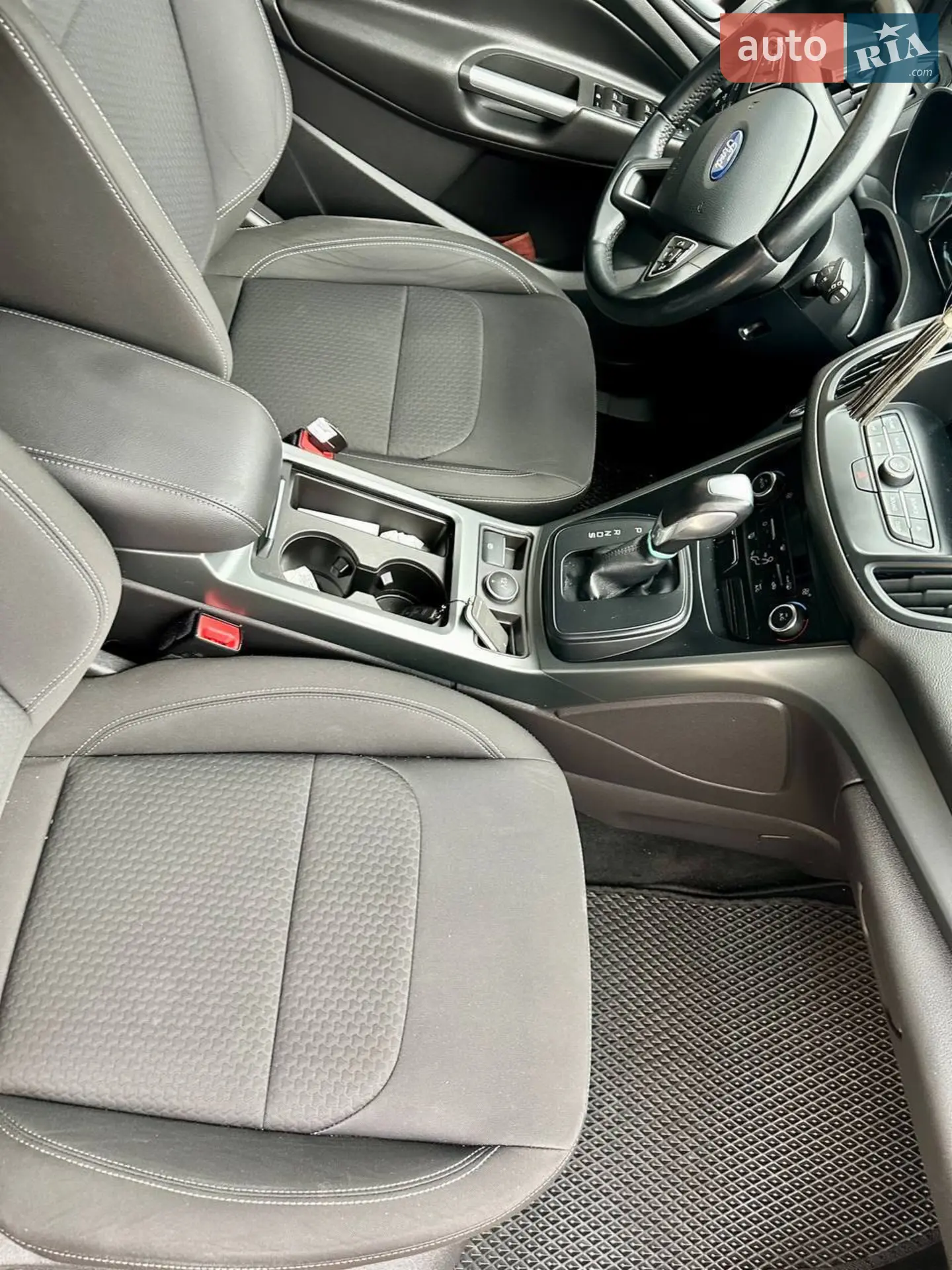 2018 Ford Kuga - мініатюра 17