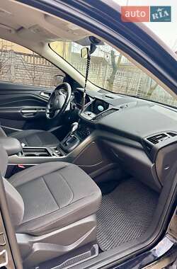 Внедорожник / Кроссовер Ford Kuga 2018 в 