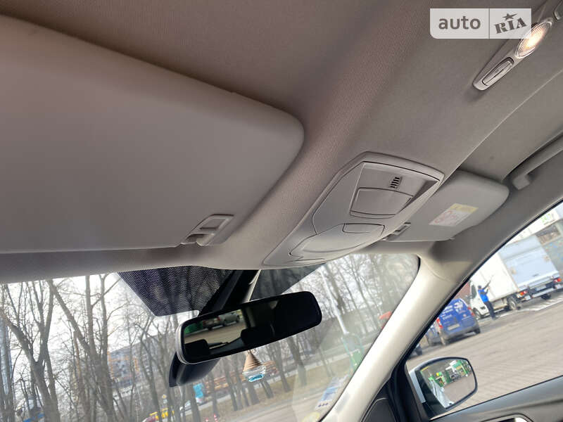 Внедорожник / Кроссовер Ford Kuga 2016 в Киеве фото 18 Внедорожник / Кроссовер Ford Kuga 2016 в Киеве