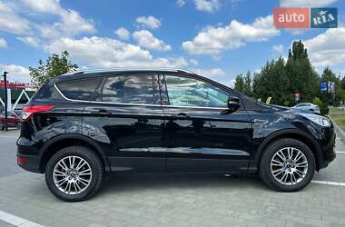 Внедорожник / Кроссовер Ford Kuga 2014 в 