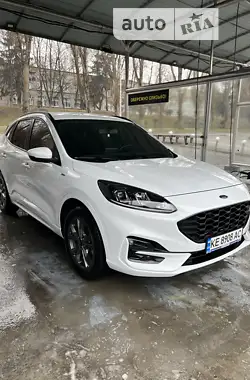 Ford Kuga 2021