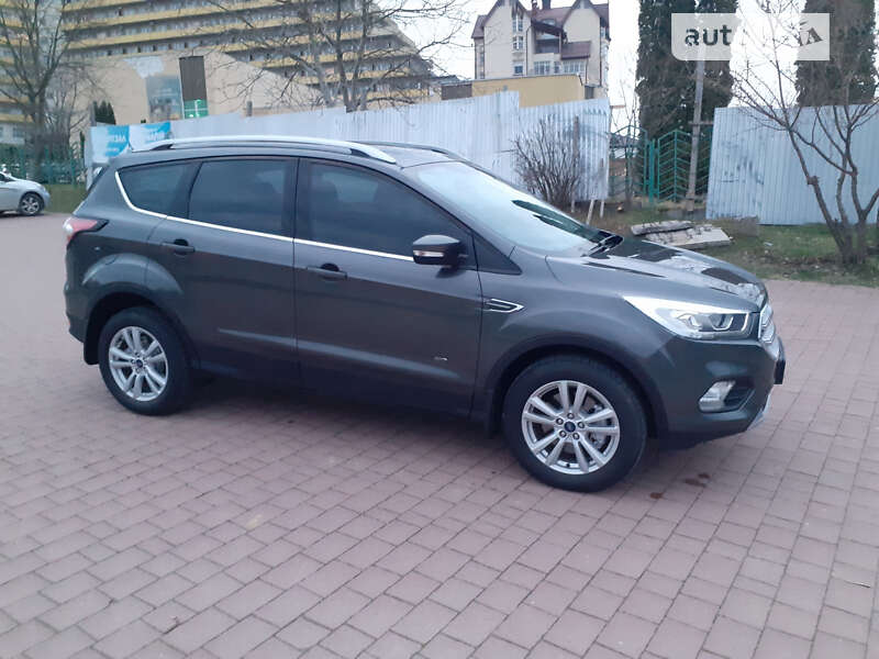 Внедорожник / Кроссовер Ford Kuga 2018 в Трускавце фото 9 Внедорожник / Кроссовер Ford Kuga 2018 в Трускавце