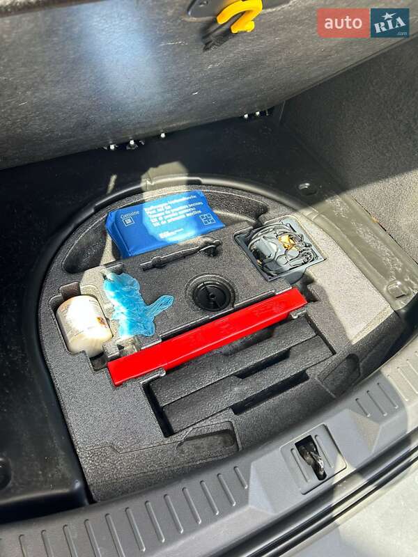 Внедорожник / Кроссовер Ford Kuga 2013 в Бродах фото 37 Внедорожник / Кроссовер Ford Kuga 2013 в Бродах