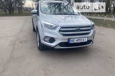 Внедорожник / Кроссовер Ford Kuga 2017 в Павлограде