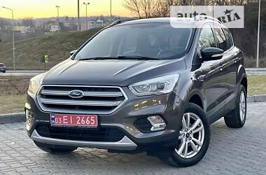 Внедорожник / Кроссовер Ford Kuga 2018 в Тернополе