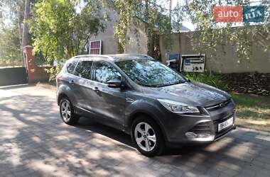 Позашляховик / Кросовер Ford Kuga 2013 в 