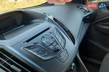 Внедорожник / Кроссовер Ford Kuga 2015 в Каменском