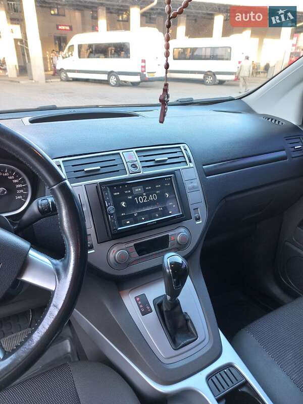 Внедорожник / Кроссовер Ford Kuga 2012 в Черновцах