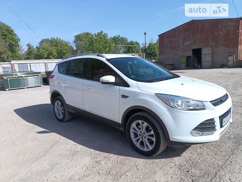 Внедорожник / Кроссовер Ford Kuga 2014 в Тернополе