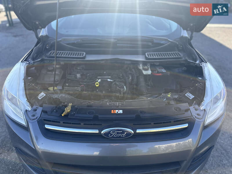 Внедорожник / Кроссовер Ford Kuga 2013 в Запорожье