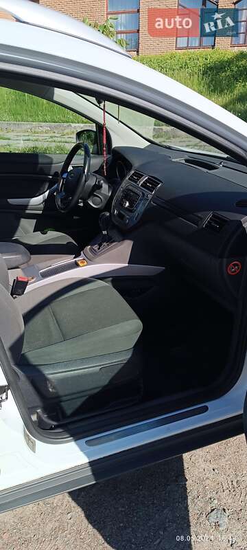 Внедорожник / Кроссовер Ford Kuga 2010 в Киеве