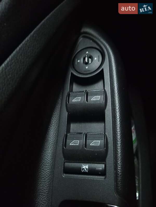 Внедорожник / Кроссовер Ford Kuga 2013 в Львове