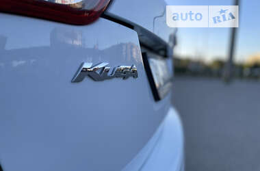 Внедорожник / Кроссовер Ford Kuga 2012 в Полтаве