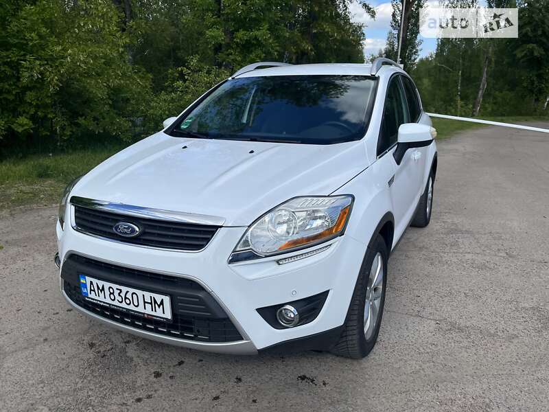 Внедорожник / Кроссовер Ford Kuga 2011 в Житомире