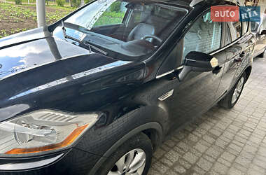 Внедорожник / Кроссовер Ford Kuga 2010 в 