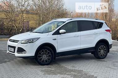 Позашляховик / Кросовер Ford Kuga 2015 в Рівному