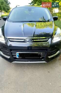 Внедорожник / Кроссовер Ford Kuga 2015 в 