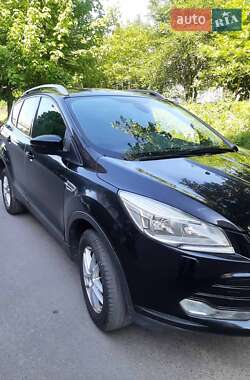 Внедорожник / Кроссовер Ford Kuga 2015 в 