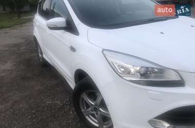 Внедорожник / Кроссовер Ford Kuga 2015 в Яворове