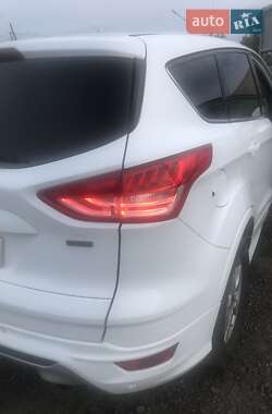 Внедорожник / Кроссовер Ford Kuga 2015 в Яворове