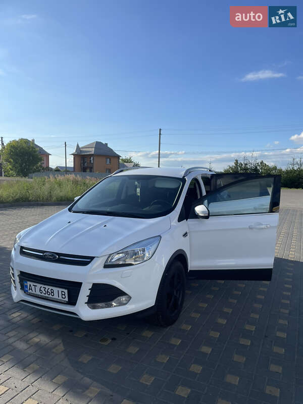 Позашляховик / Кросовер Ford Kuga 2014 в Коломиї