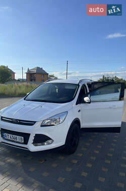 Внедорожник / Кроссовер Ford Kuga 2014 в 