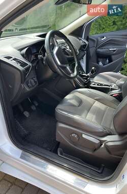 Внедорожник / Кроссовер Ford Kuga 2015 в Яворове