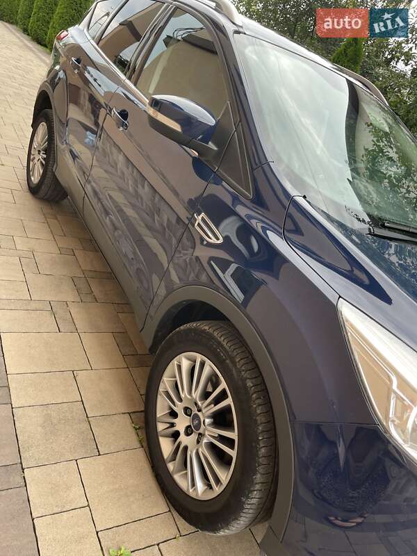 Внедорожник / Кроссовер Ford Kuga 2014 в Калуше