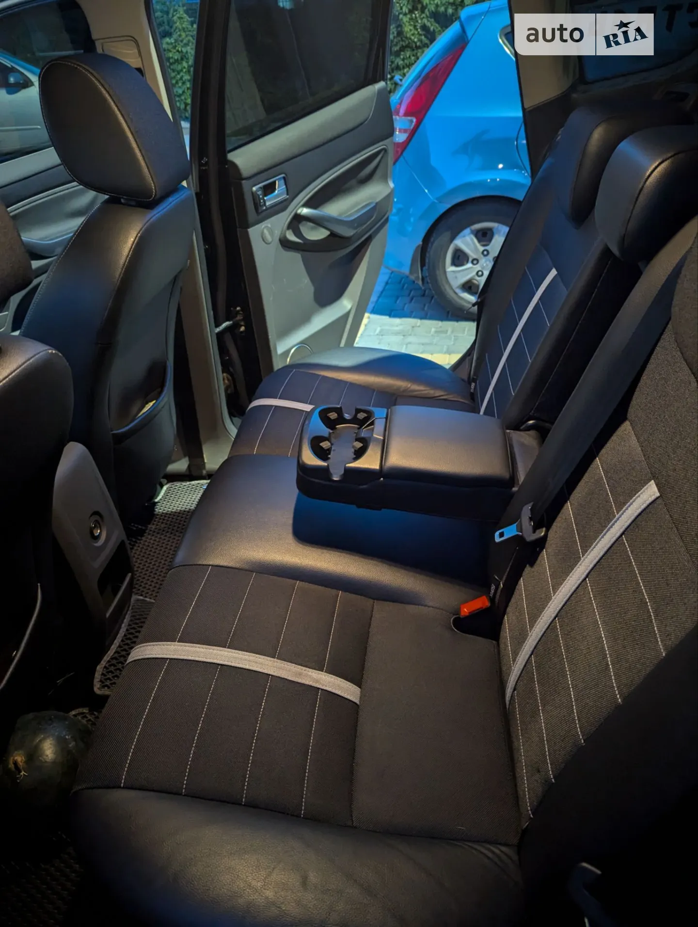 2011 Ford Kuga - мініатюра 25