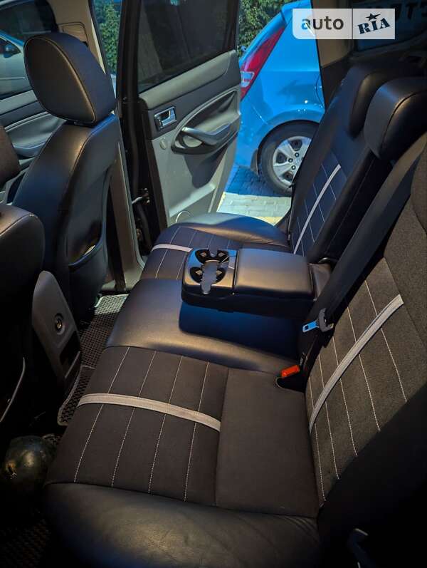 Внедорожник / Кроссовер Ford Kuga 2011 в Одессе