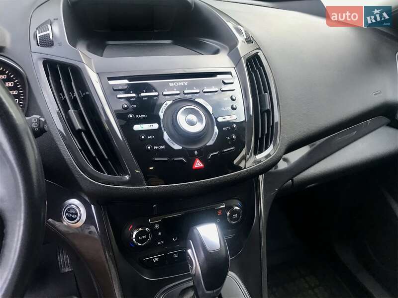 Внедорожник / Кроссовер Ford Kuga 2013 в Желтых Водах