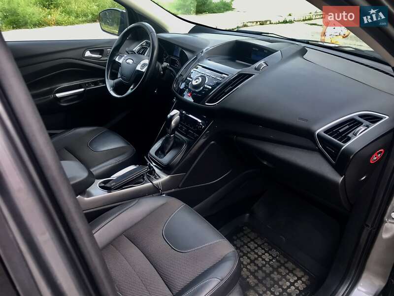 Внедорожник / Кроссовер Ford Kuga 2013 в Желтых Водах