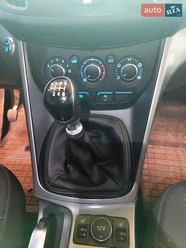 Позашляховик / Кросовер Ford Kuga 2015 в Запоріжжі фото 11 Позашляховик / Кросовер Ford Kuga 2015 в Запоріжжі