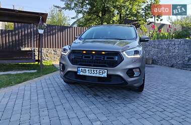 Внедорожник / Кроссовер Ford Kuga 2019 в Виннице