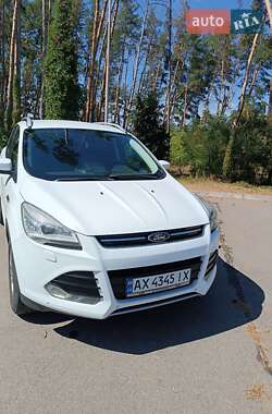 Внедорожник / Кроссовер Ford Kuga 2013 в 