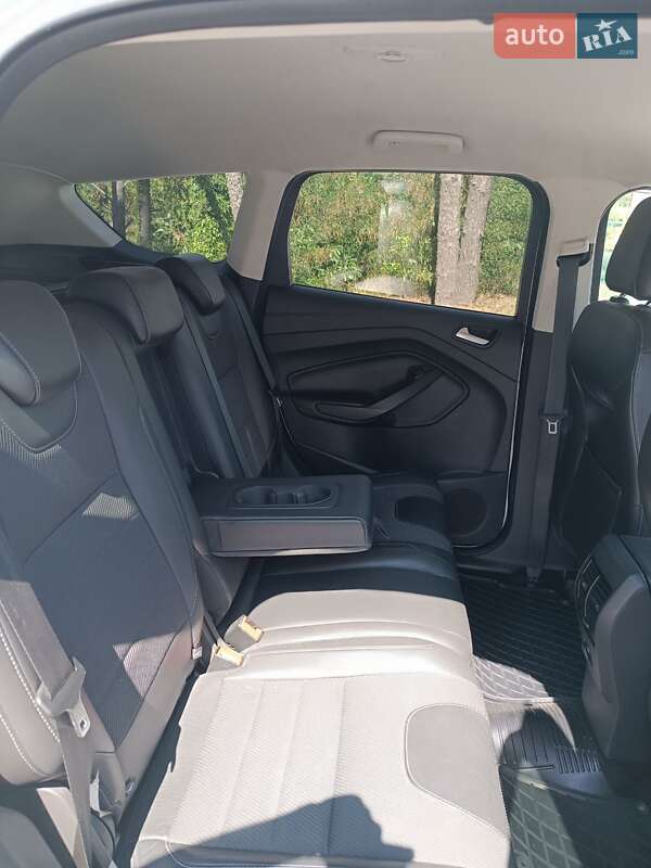 Внедорожник / Кроссовер Ford Kuga 2013 в Харькове