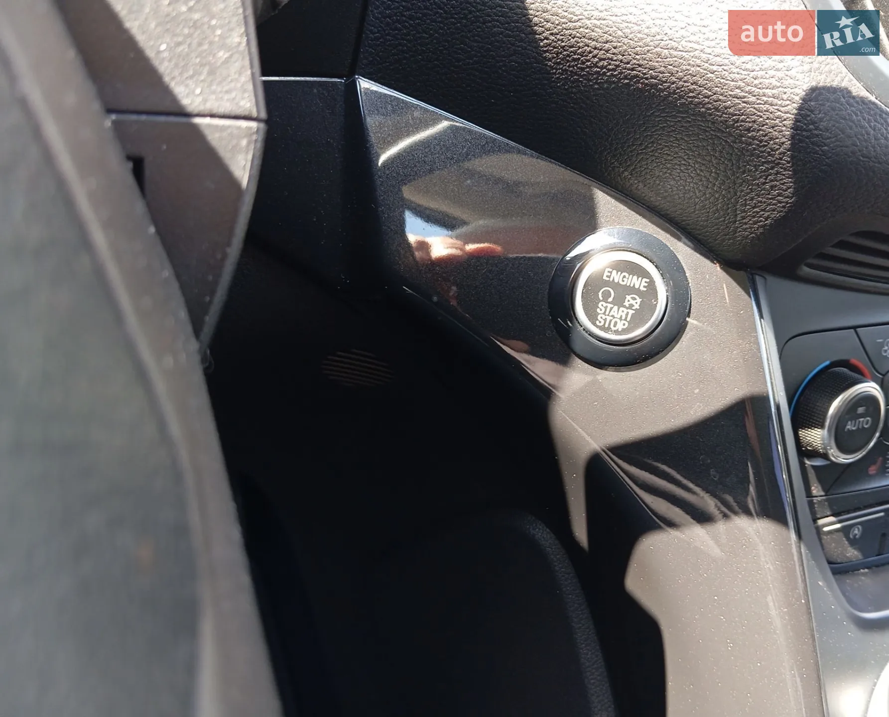 2019 Ford Kuga - мініатюра 6