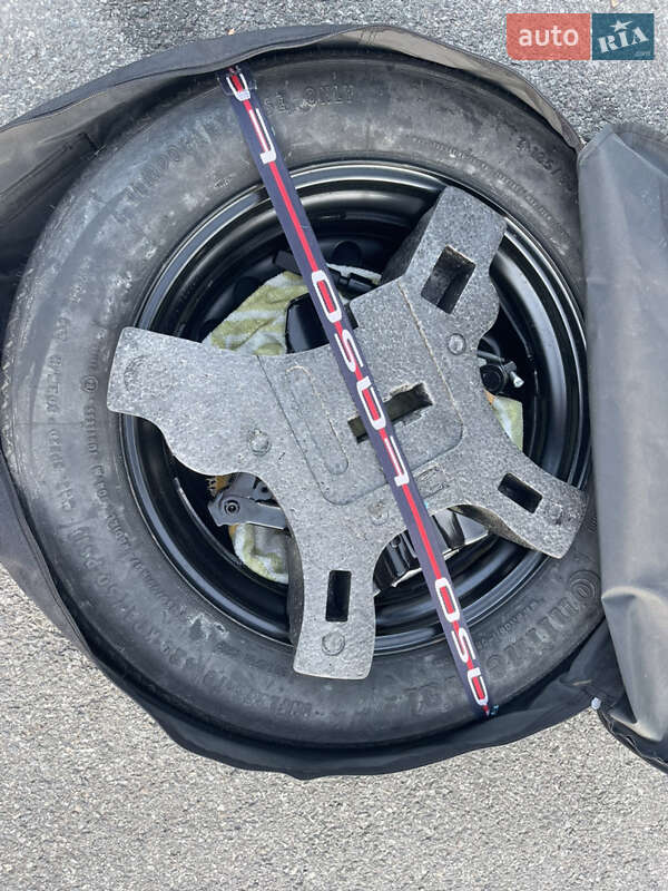 Внедорожник / Кроссовер Ford Kuga 2010 в Чернигове