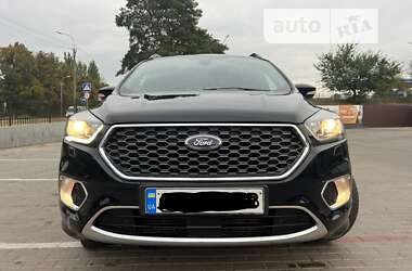 Позашляховик / Кросовер Ford Kuga 2017 в Рівному