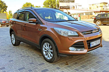 Позашляховик / Кросовер Ford Kuga 2014 в Києві