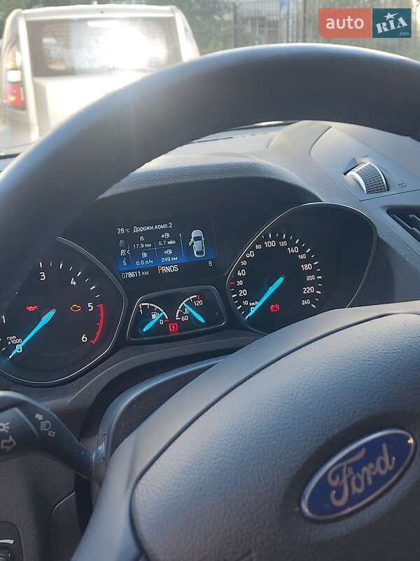 Внедорожник / Кроссовер Ford Kuga 2019 в Киеве