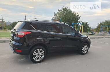 Позашляховик / Кросовер Ford Kuga 2019 в Тернополі