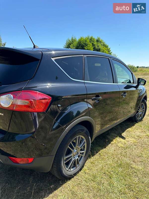 Внедорожник / Кроссовер Ford Kuga 2011 в Любешове
