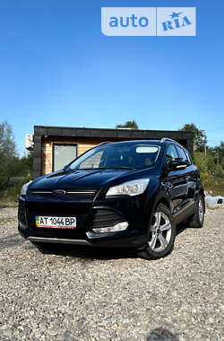 Внедорожник / Кроссовер Ford Kuga 2013 в Ивано-Франковске