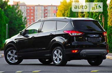 Внедорожник / Кроссовер Ford Kuga 2014 в Днепре