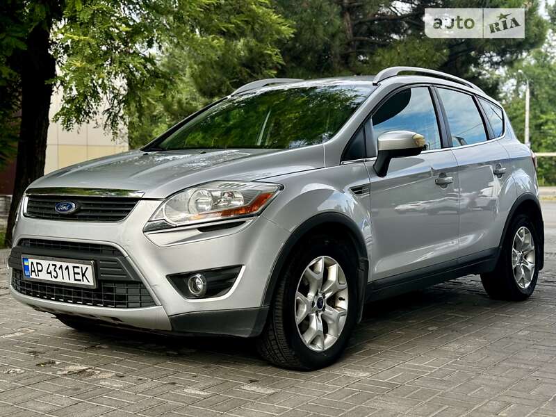 Внедорожник / Кроссовер Ford Kuga 2011 в Днепре