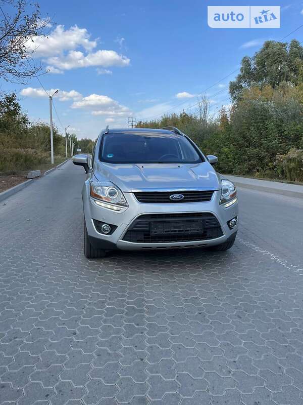 Позашляховик / Кросовер Ford Kuga 2011 в Ніжині