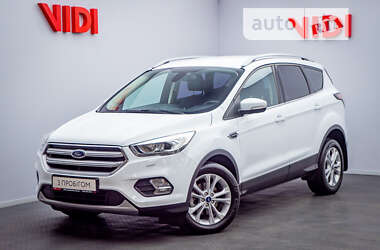 Позашляховик / Кросовер Ford Kuga 2019 в Києві