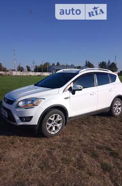 Внедорожник / Кроссовер Ford Kuga 2011 в Сумах